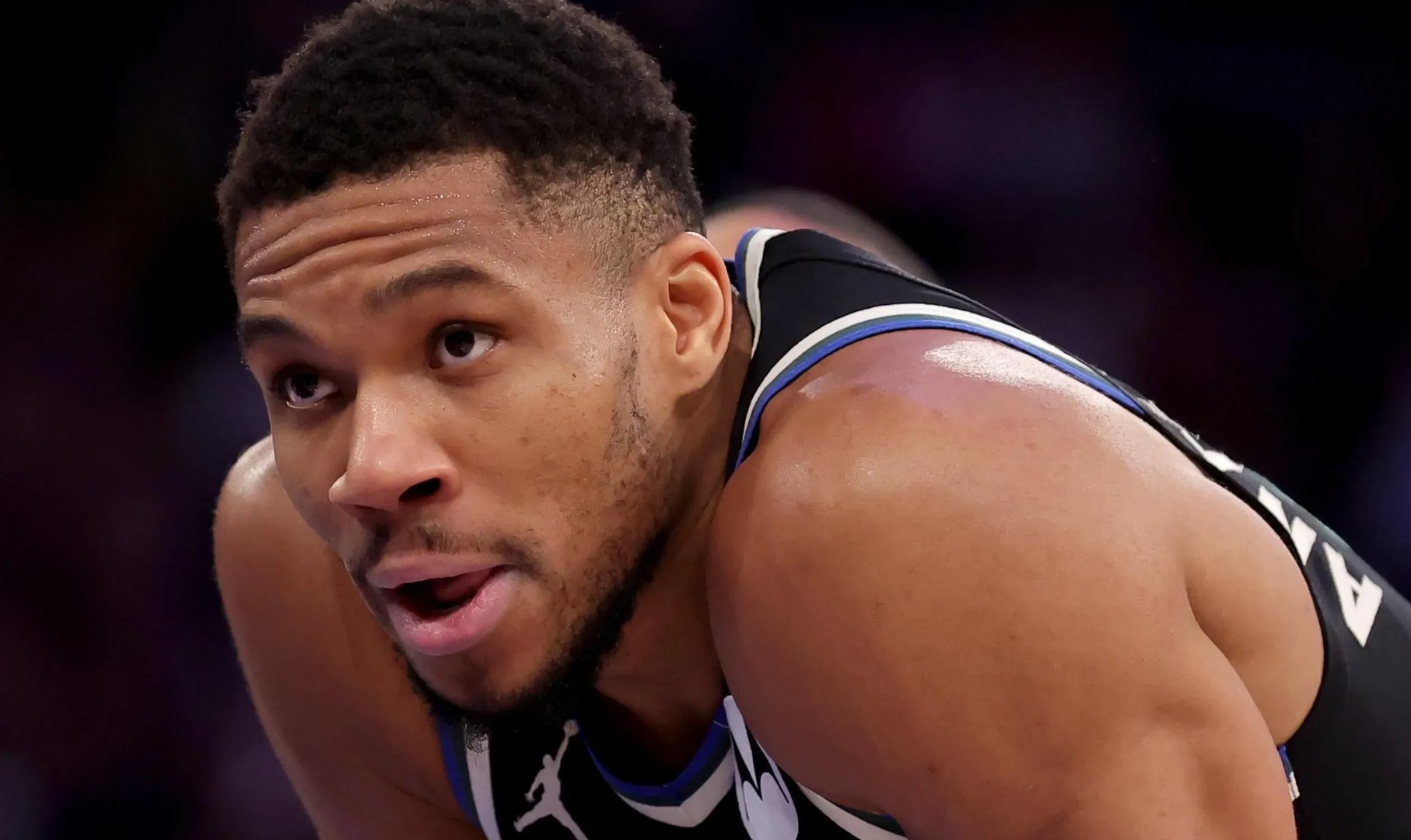 字母哥官方宣布重返赛场新规，切尔西引发争议！上演精彩一战的简单介绍-爱游戏官网